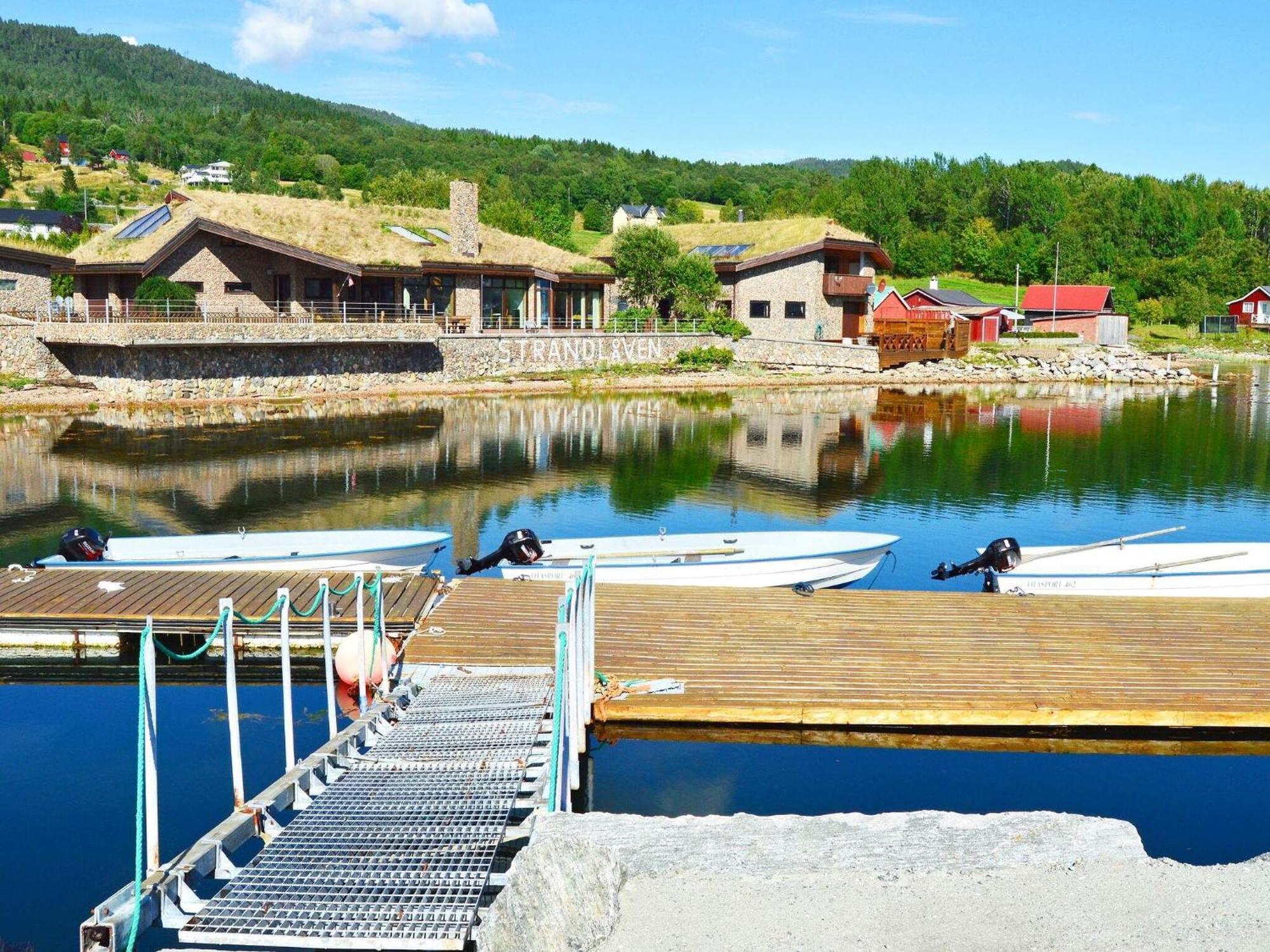 Holiday Home Hovik II Rød エクステリア 写真
