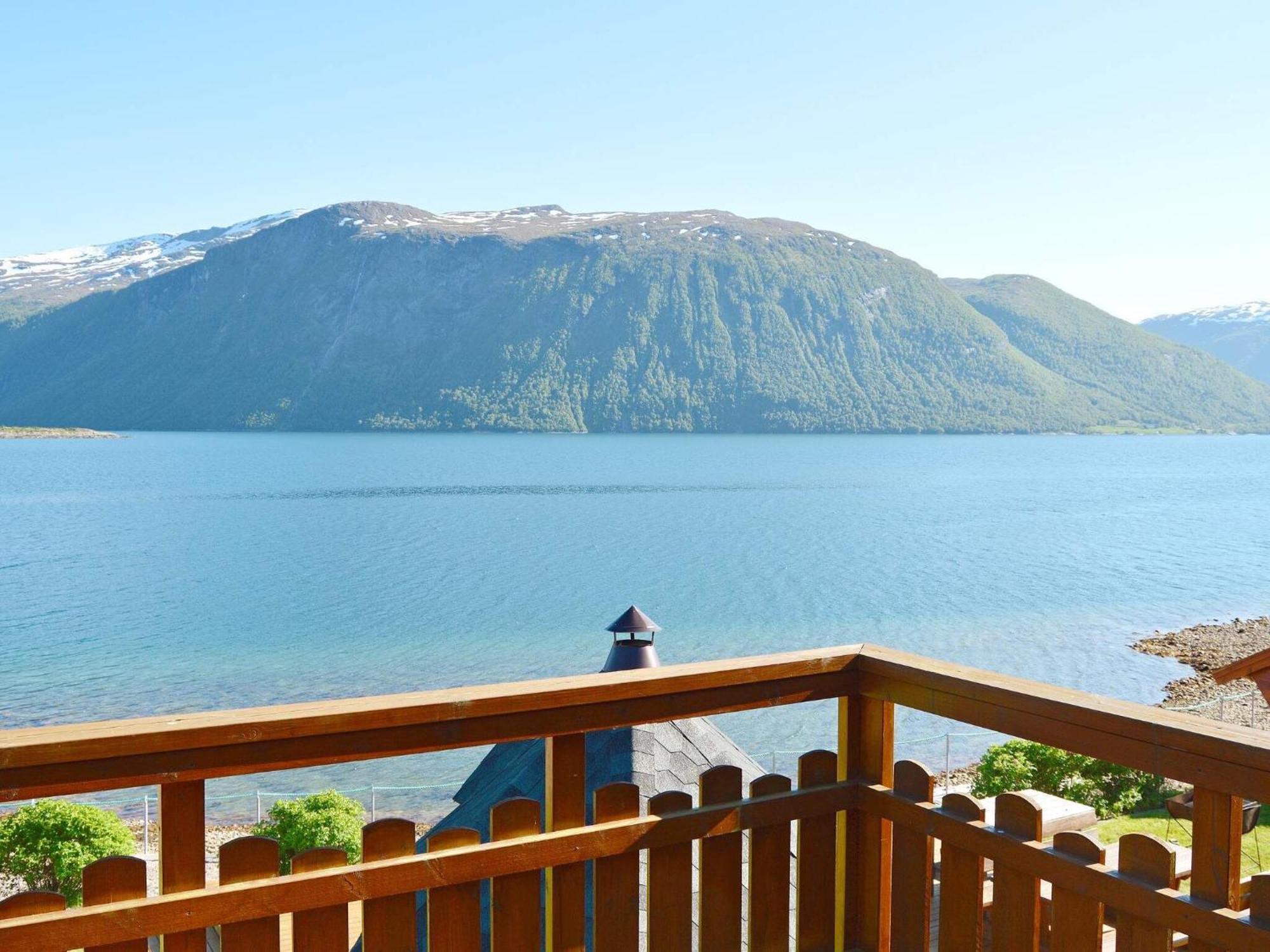 Holiday Home Hovik II Rød エクステリア 写真