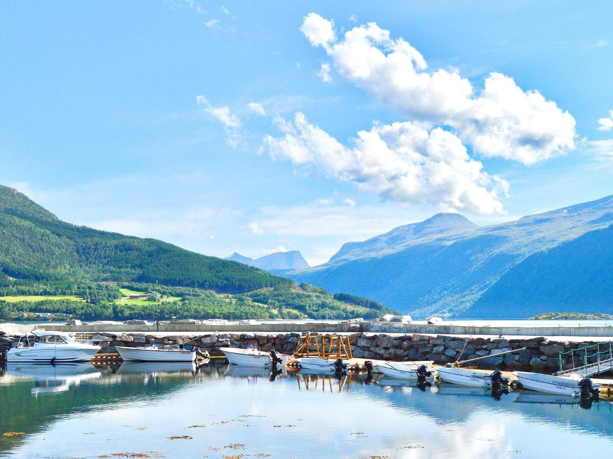 Holiday Home Hovik II Rød エクステリア 写真